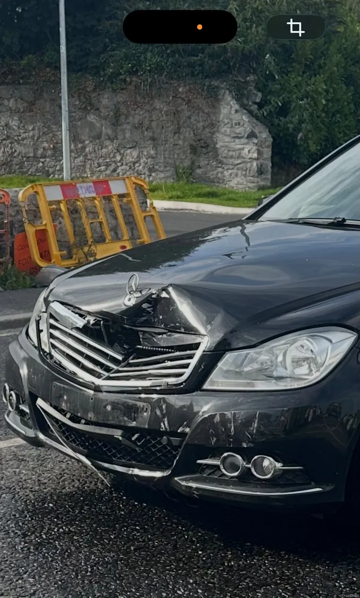 Mercedes C-Class C200 - Image 2