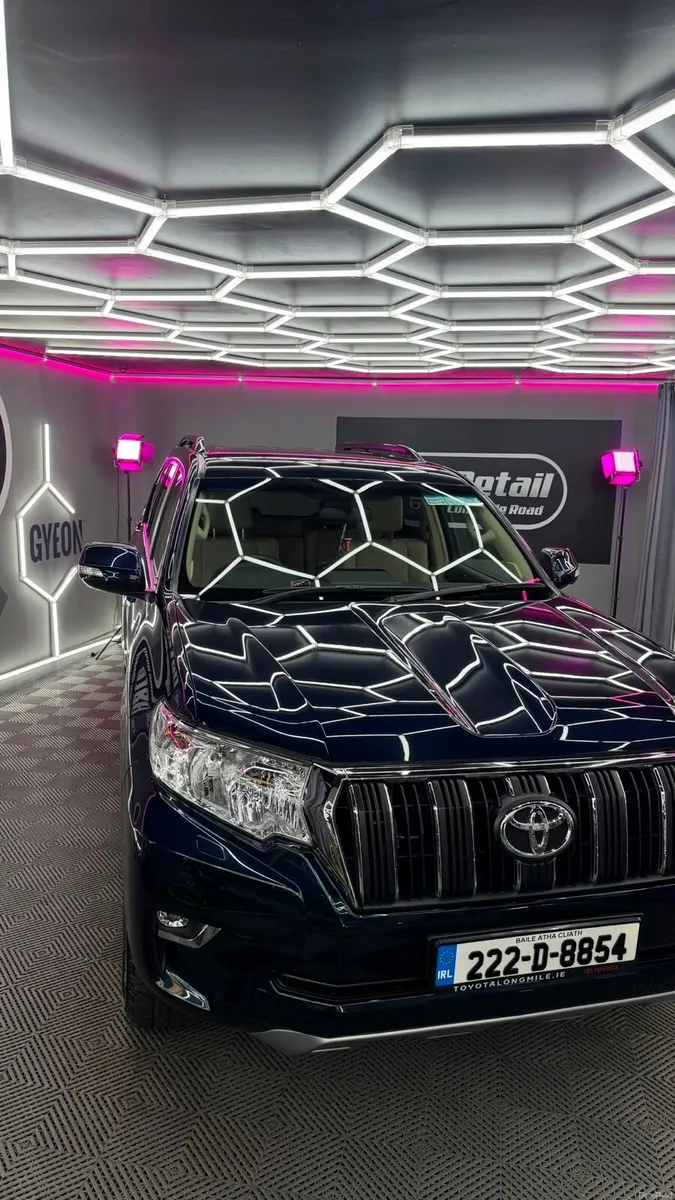 Toyota Landcruiser Business 5 Seats - Image 1