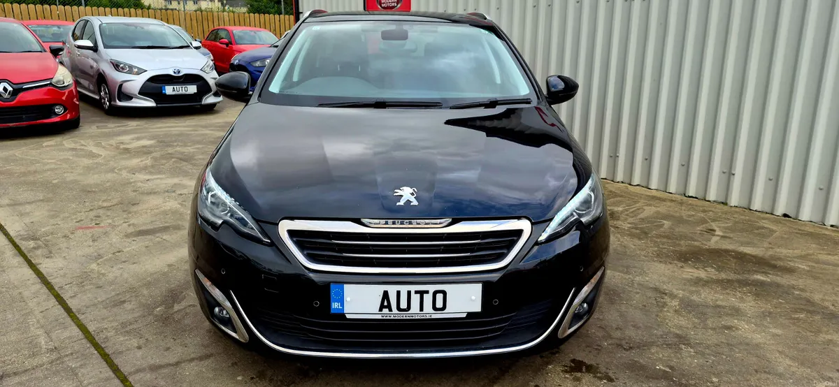 peugeot 308 automatic sw estate allure low kms - Image 4
