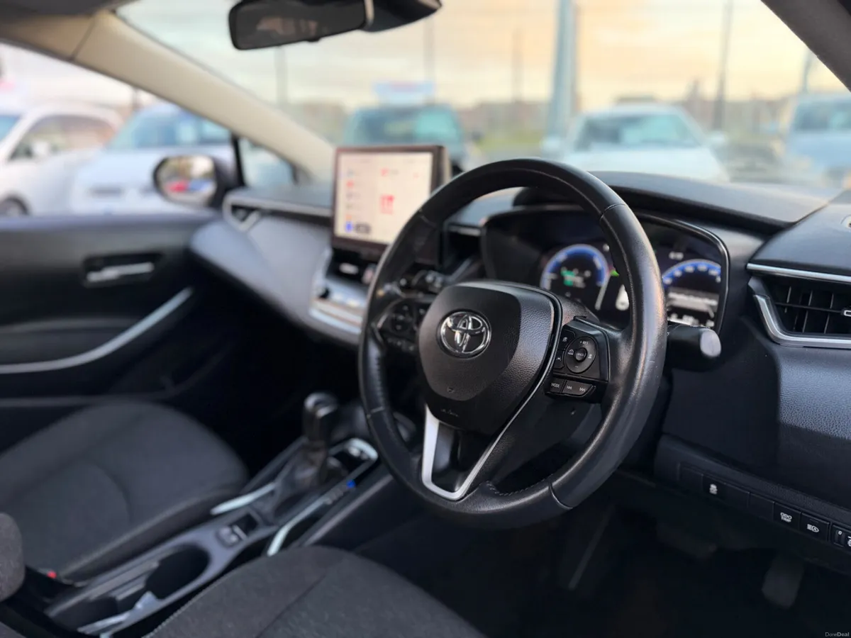 Toyota Corolla - Image 6