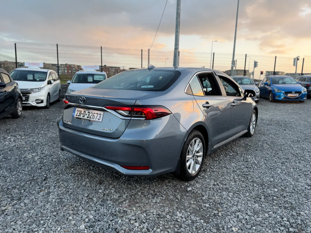 Toyota Corolla - Image 3