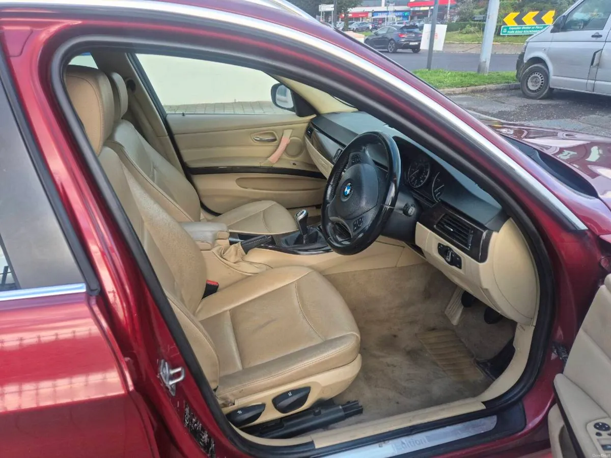 BMW 318D  ESTATE  TOURING - Image 5