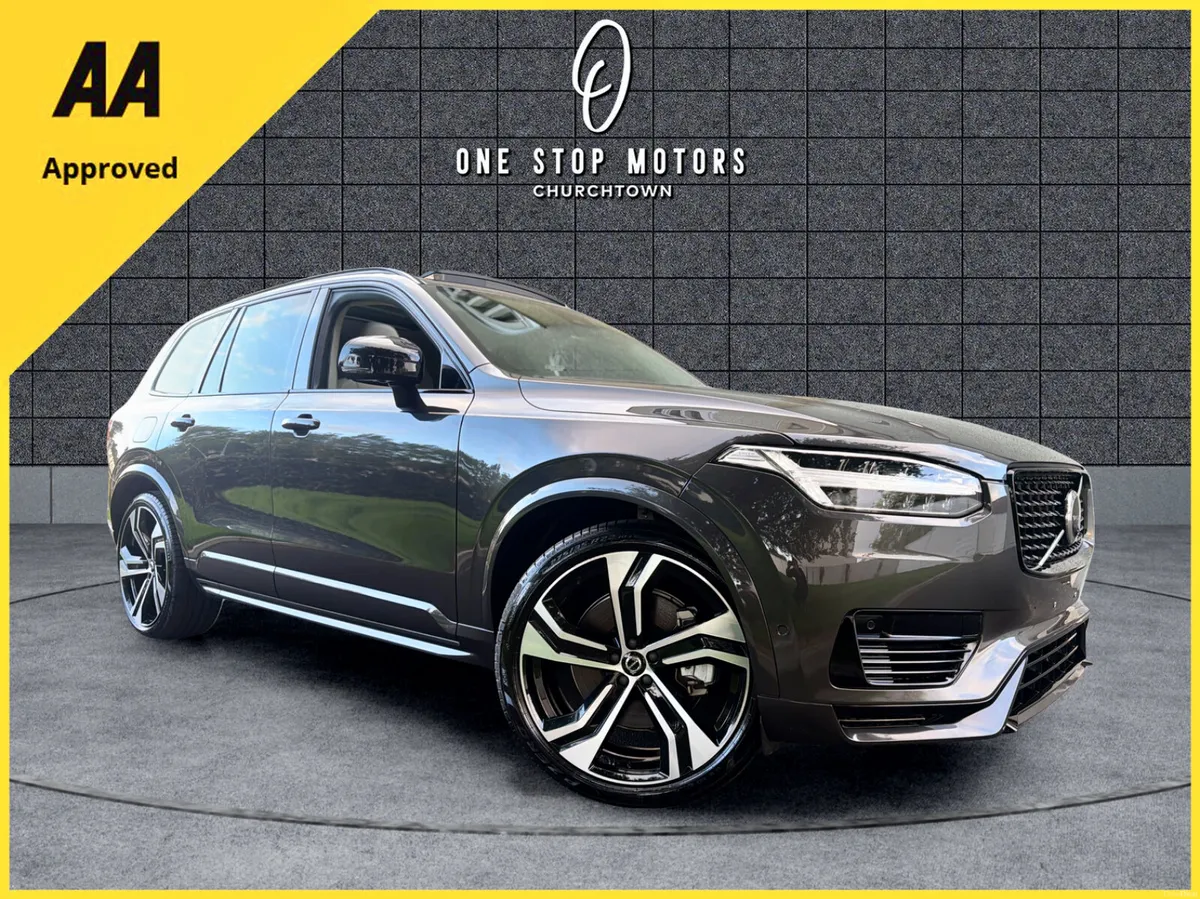2024 Volvo XC90 T8 AWD *ULTIMATE DARK PLUS*18,000K - Image 5