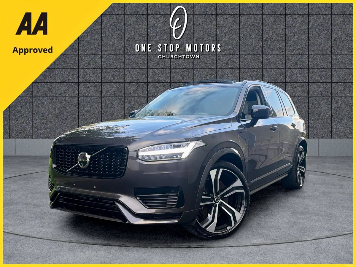 2024 Volvo XC90 T8 AWD *ULTIMATE DARK PLUS*18,000K - Image 1