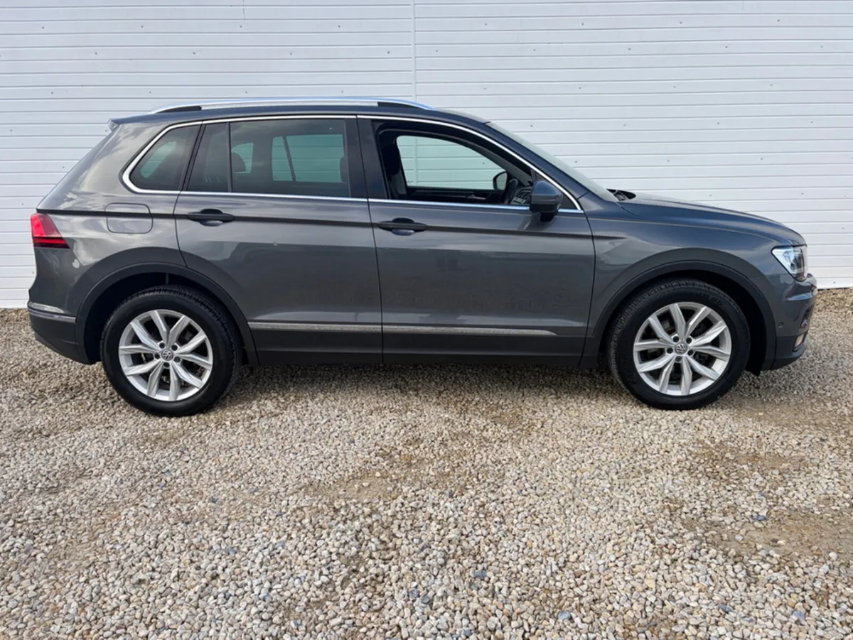 Volkswagen Tiguan HIGHLINE 2.0 TDI 150HP M MANUAL - Image 3