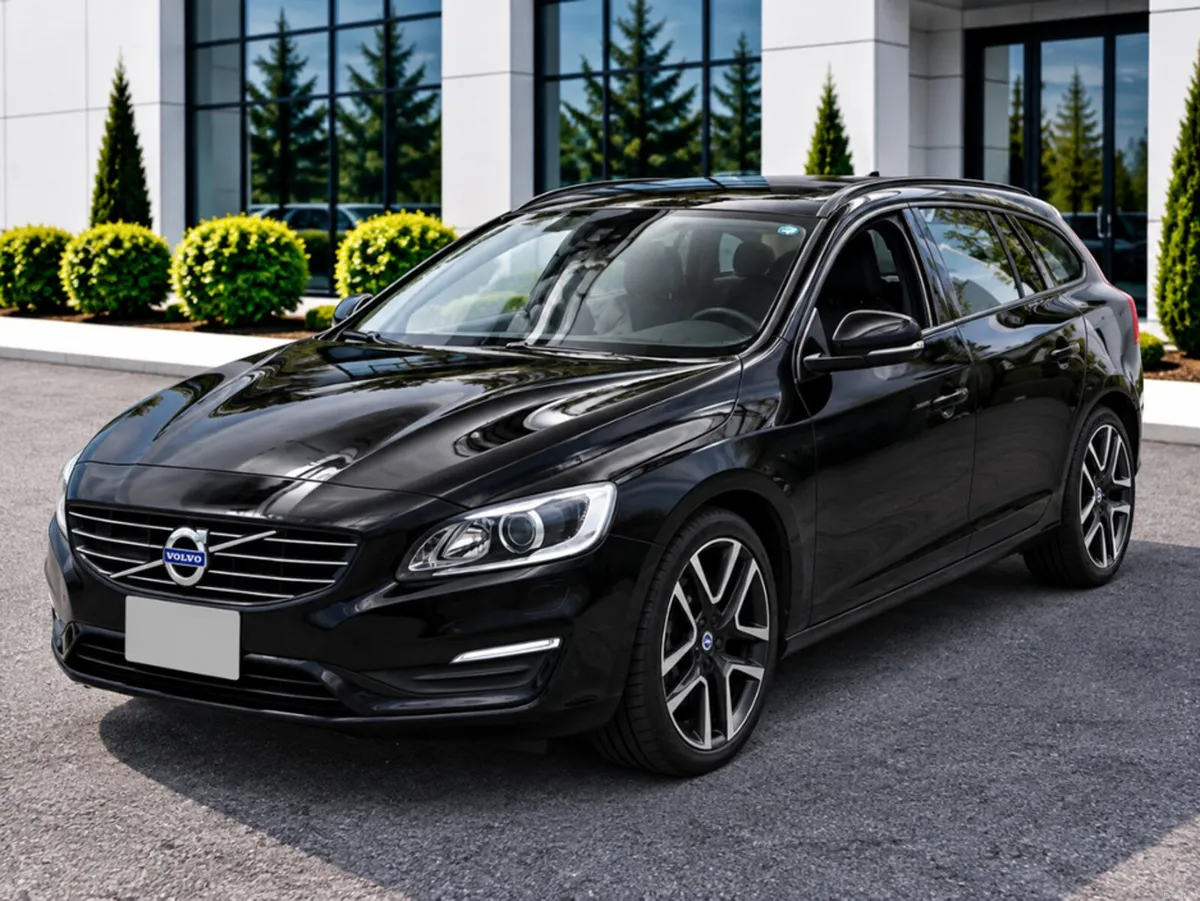 Volvo V60 2.0 D4 DYNAMIC EDITION 190BHP AUTOMATIC - Image 4