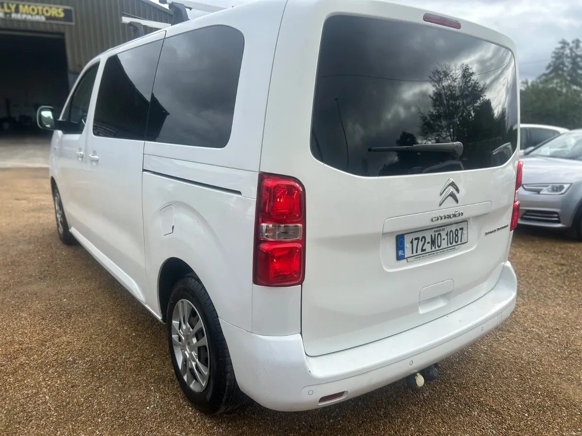 Citroen C4 Spacetourer **9 Seater** - Image 4