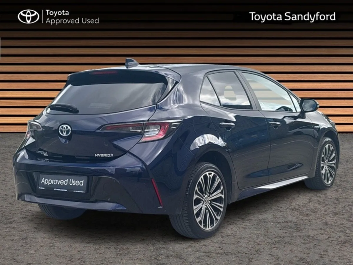 Toyota Corolla HYBRID SOL TOP SPEC // HEATED SEATS - Image 2