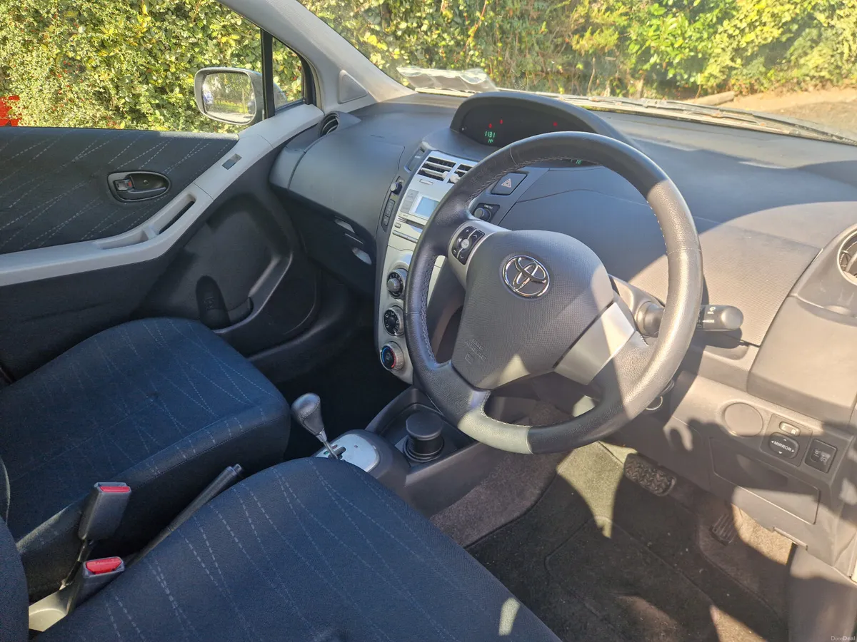 Toyota Yaris AUTOMATIC 2006 - Image 6