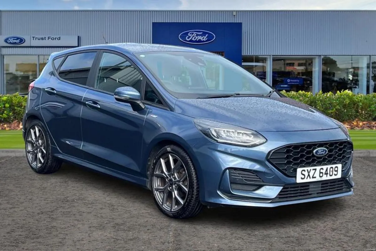 Ford Fiesta 1.0 EcoBoost Hybrid mHEV 125 ST-Line 5 - Image 1