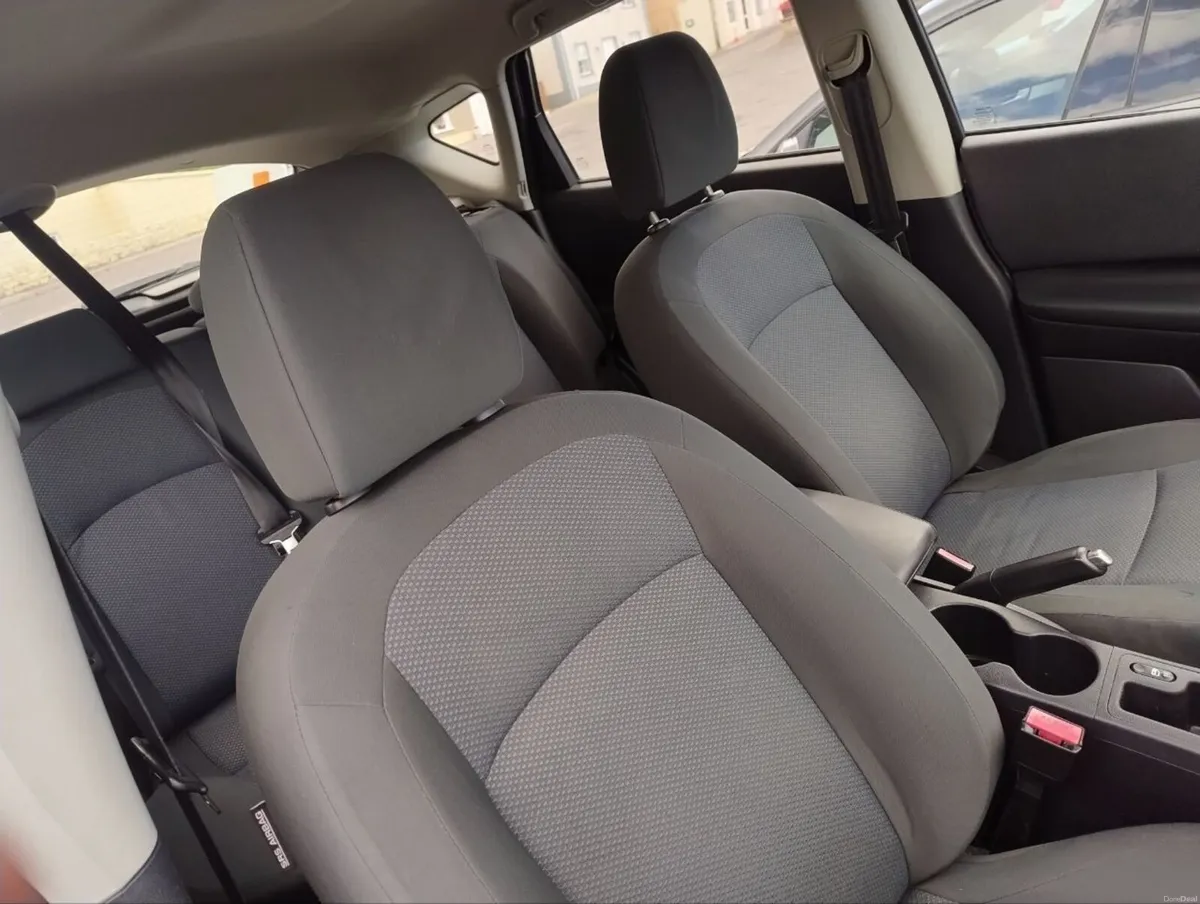 Nissan Qashqai 2012 - Image 4