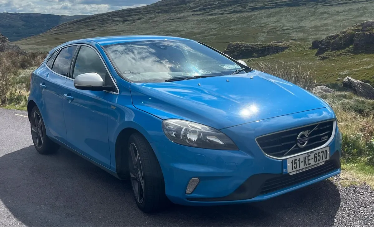 Volvo V40 2.0 D2 - Image 4