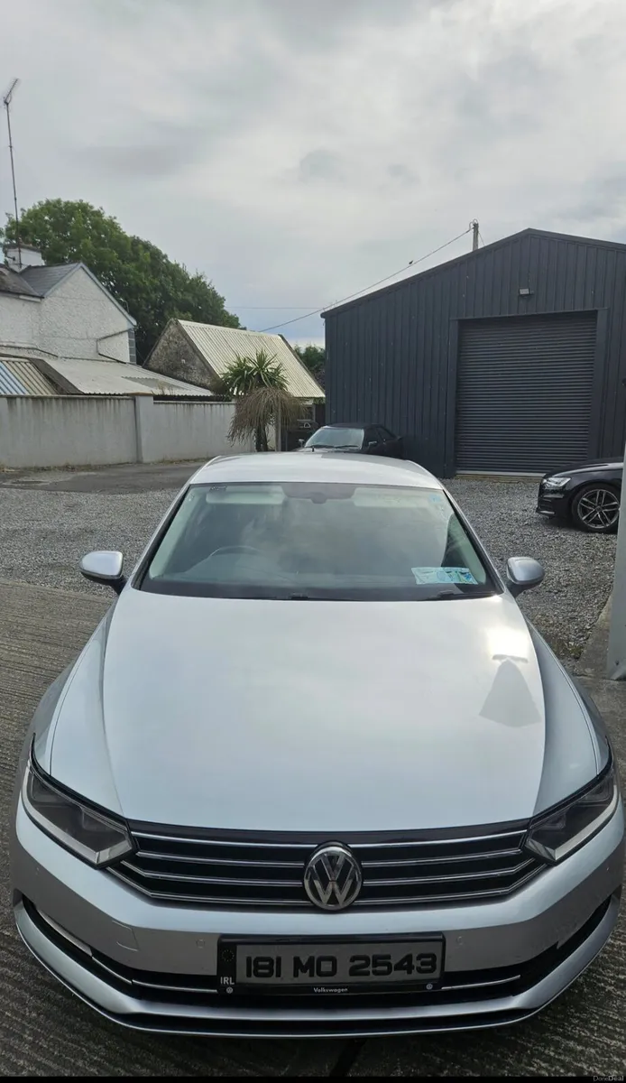 Vw Passat 2018  Highline 2.0 tdi - Image 1