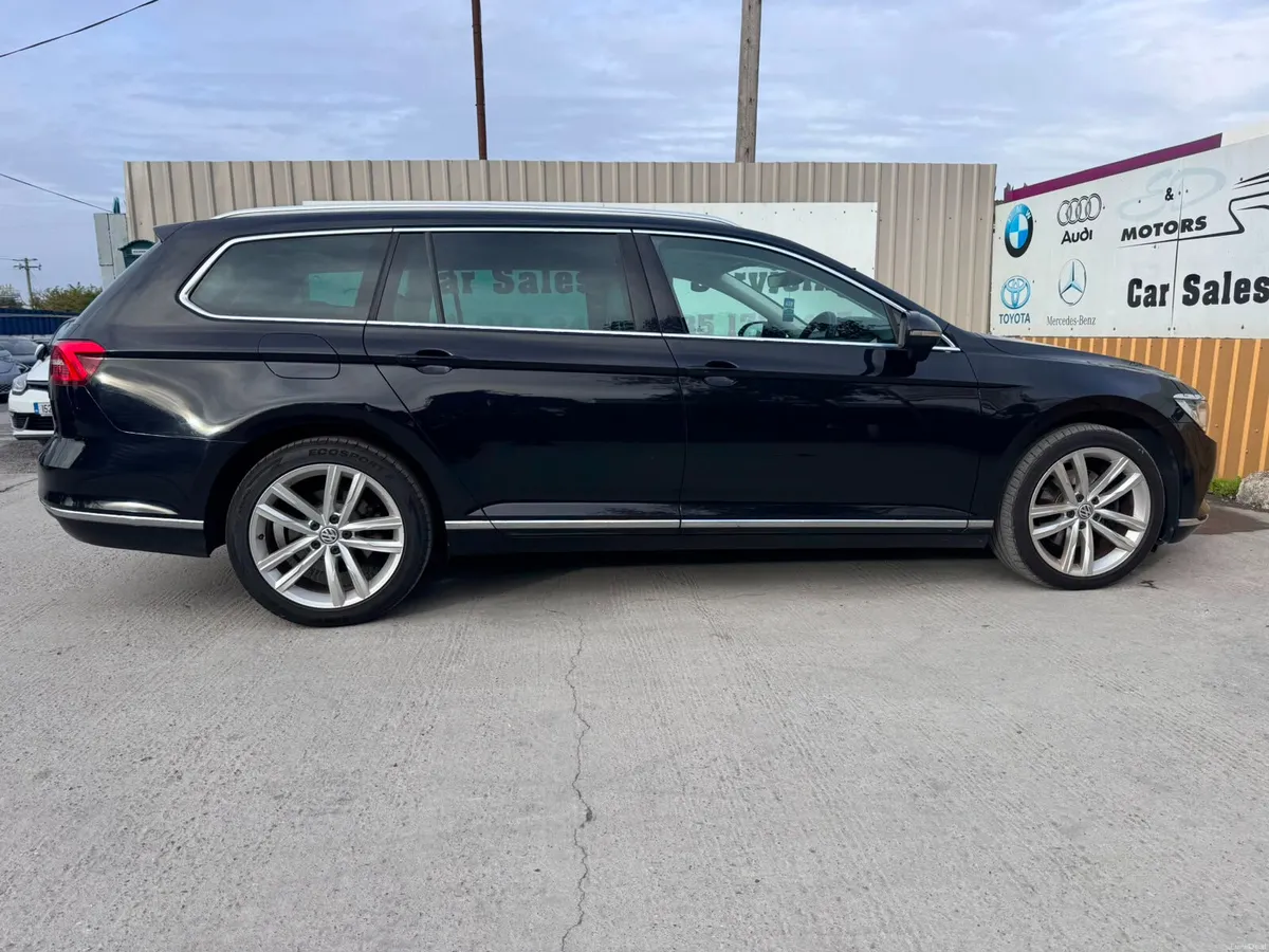 182 VW Passat 1.6TDI DSG AUTO Highline Estate - Image 6