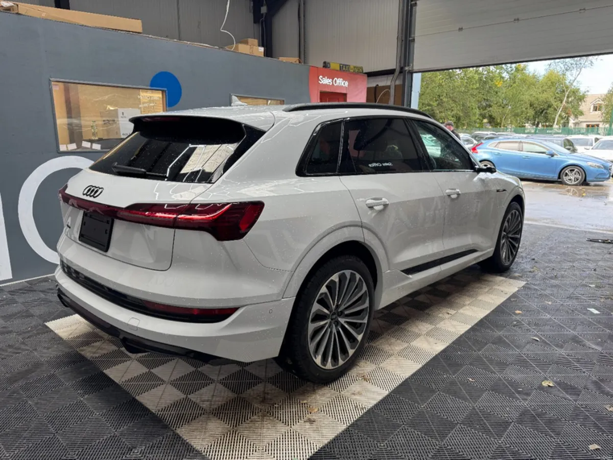 Audi e-tron 2023 AUDI E-TRON 55 QUATTRO S LINE AUT - Image 3