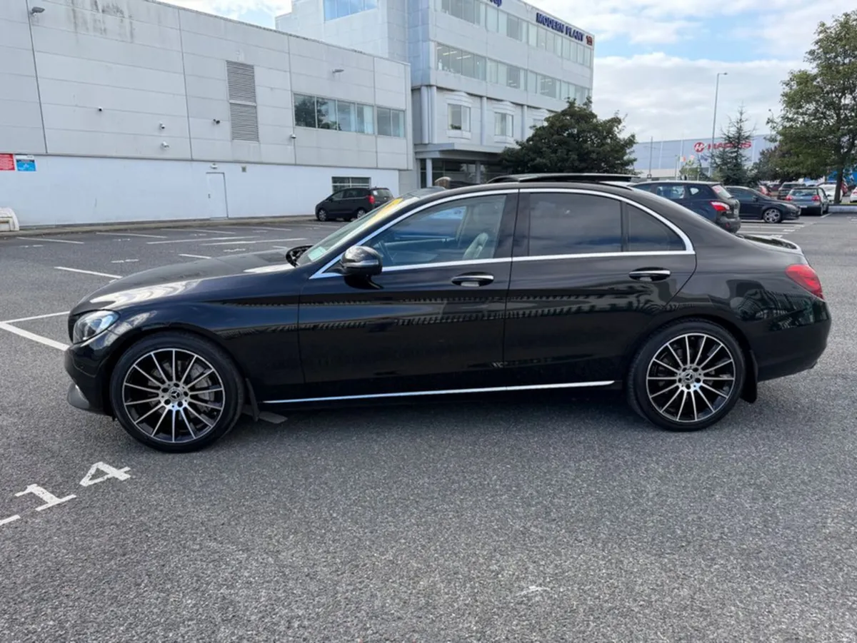 Mercedes-Benz C-Class C350 E, PLUG IN HYBRID, PREM - Image 5