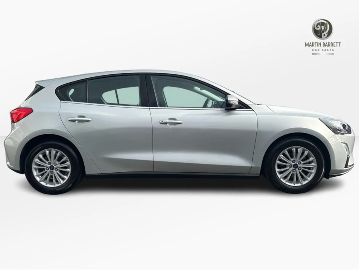 Ford Focus TITANIUM EDITION 5DR 1.0T125 MHEV - Image 2