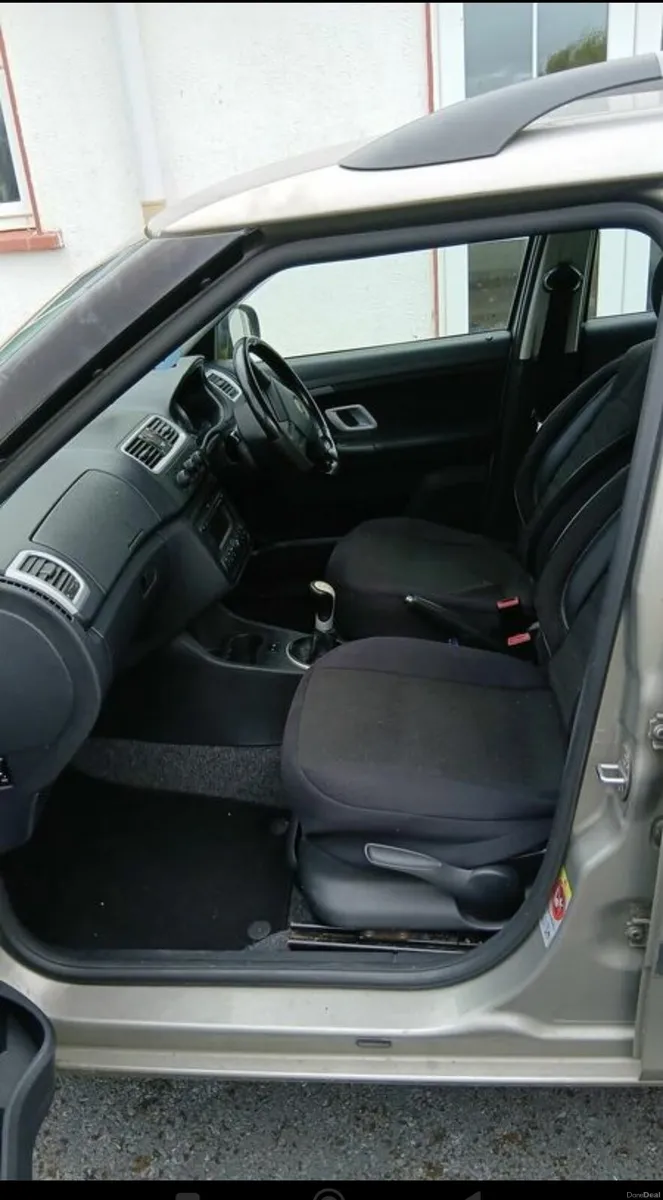 Skoda fabia - Image 4