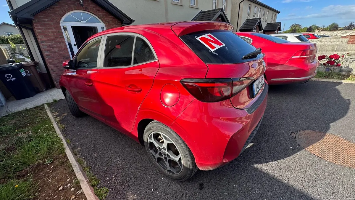 2024 MG3 Hybrid+ Exclusive 28000km - Image 2
