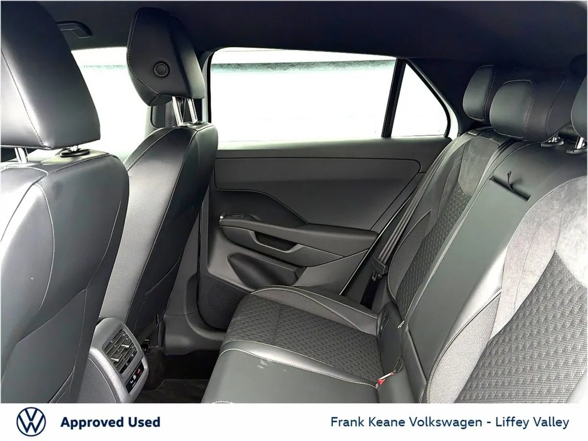 Volkswagen T-Roc R-LINE MARKET INTRO AUTO 1.5TSI 1 - Image 6
