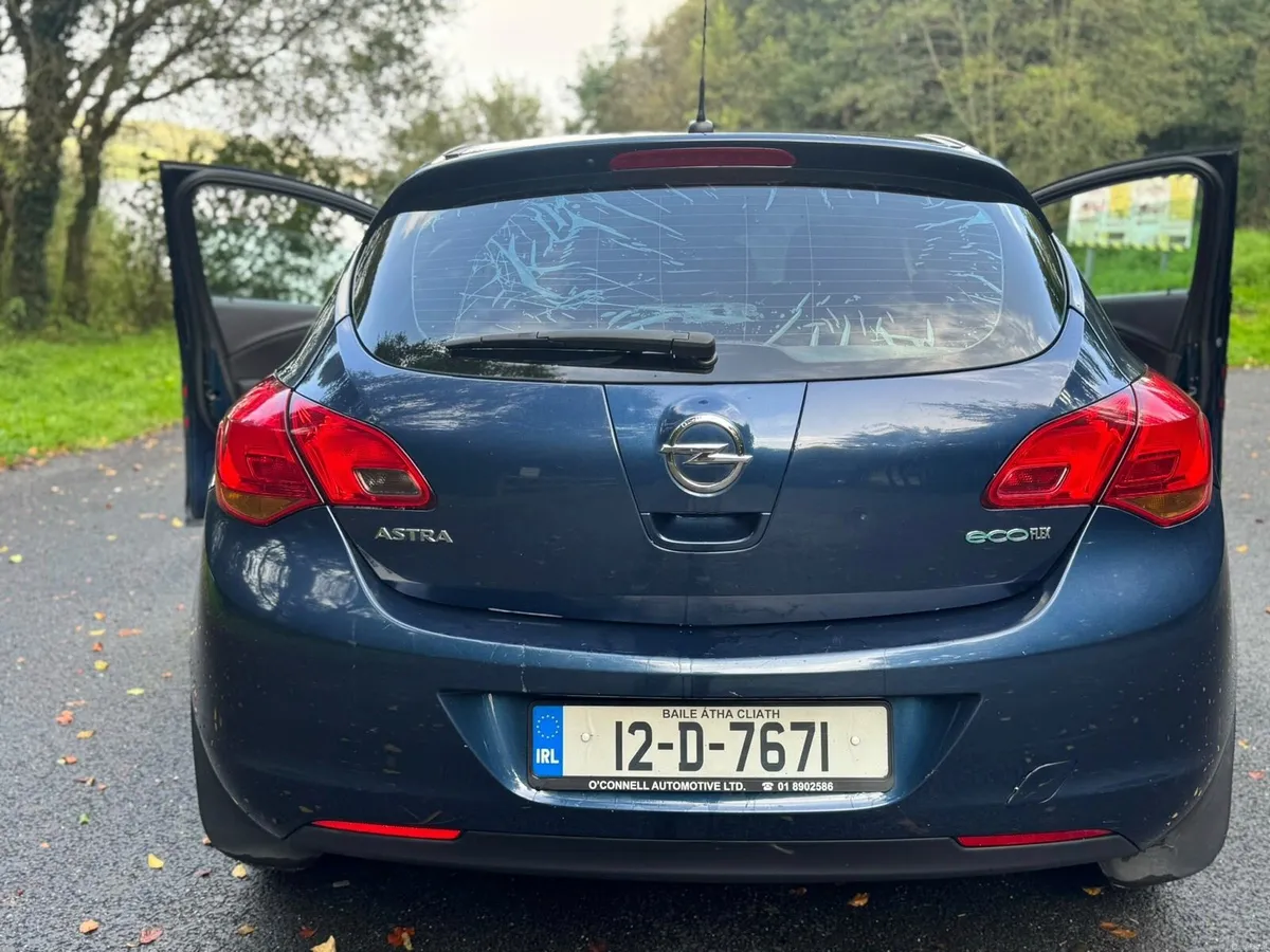 Opel Astra 1.3 CDTI ecoFLEX 2012 - Image 3