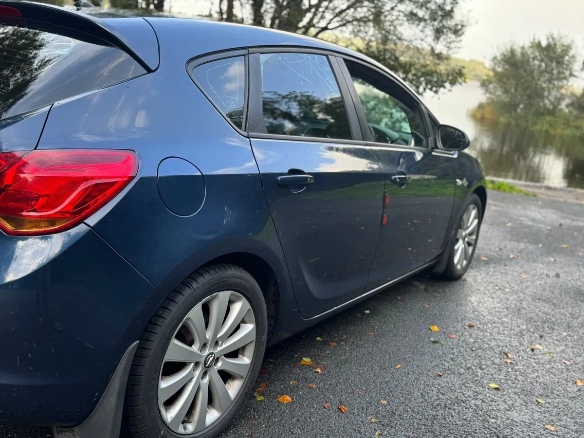 Opel Astra 1.3 CDTI ecoFLEX 2012 - Image 5