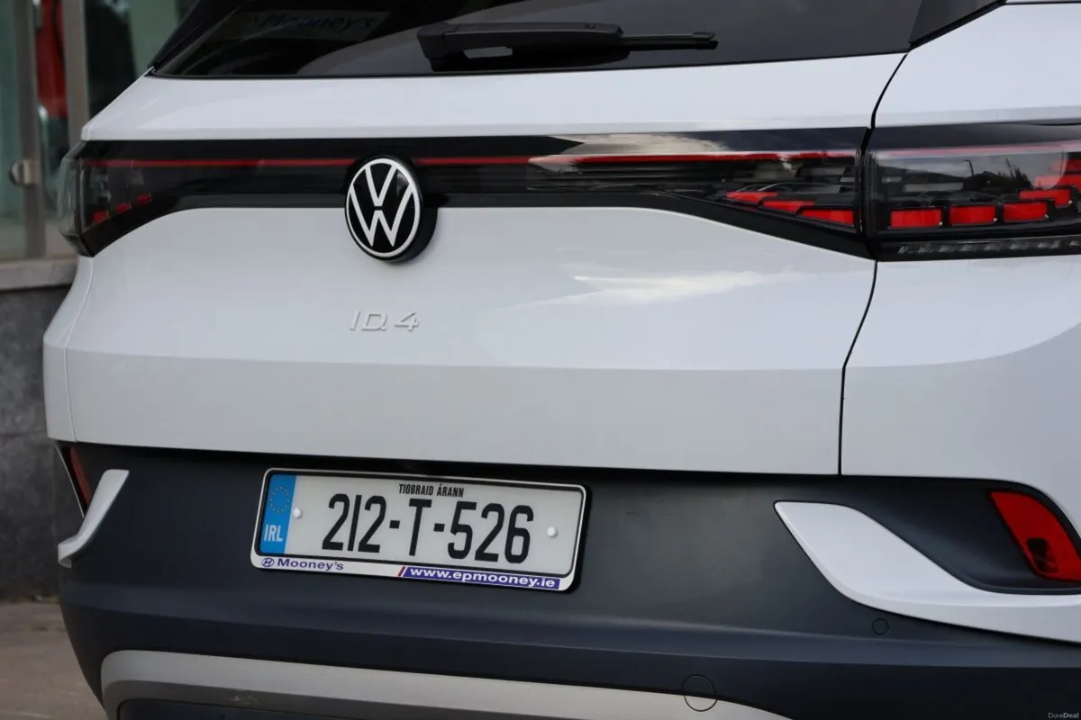 Volkswagen ID.4 1st Max 204HP Auto 77kwh - Image 5