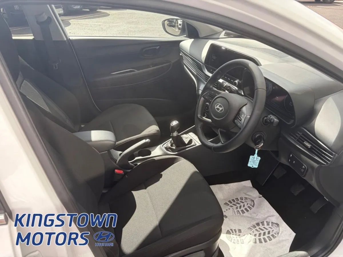 Hyundai i20 Deluxe Plus 5DR - Image 5