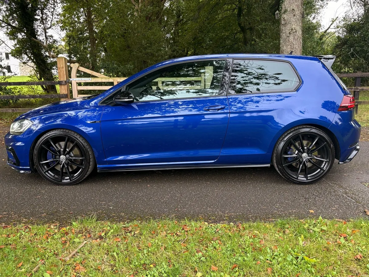 Volkswagen Golf R - Image 6