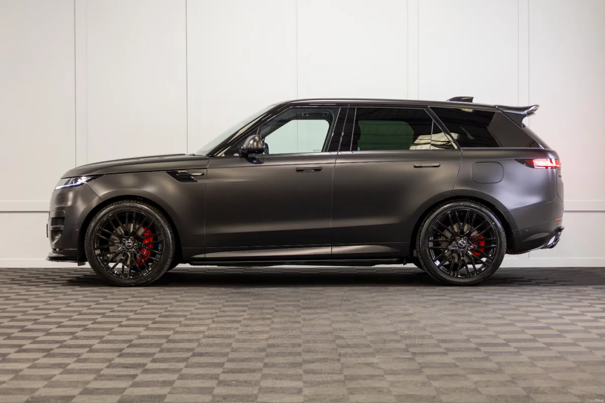 262 Range Rover Sport P460e Dynamic SE - Image 3