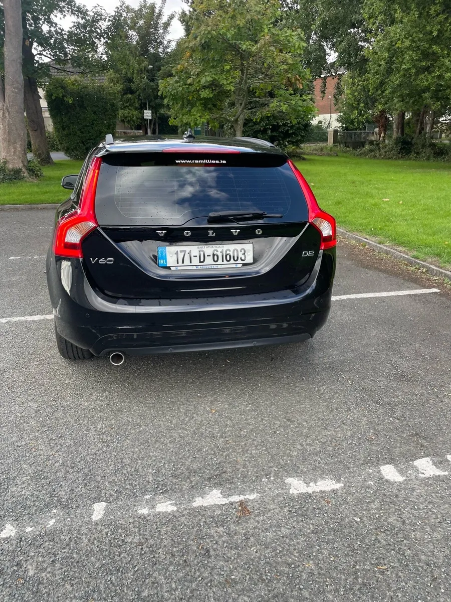 Image 3 of 10