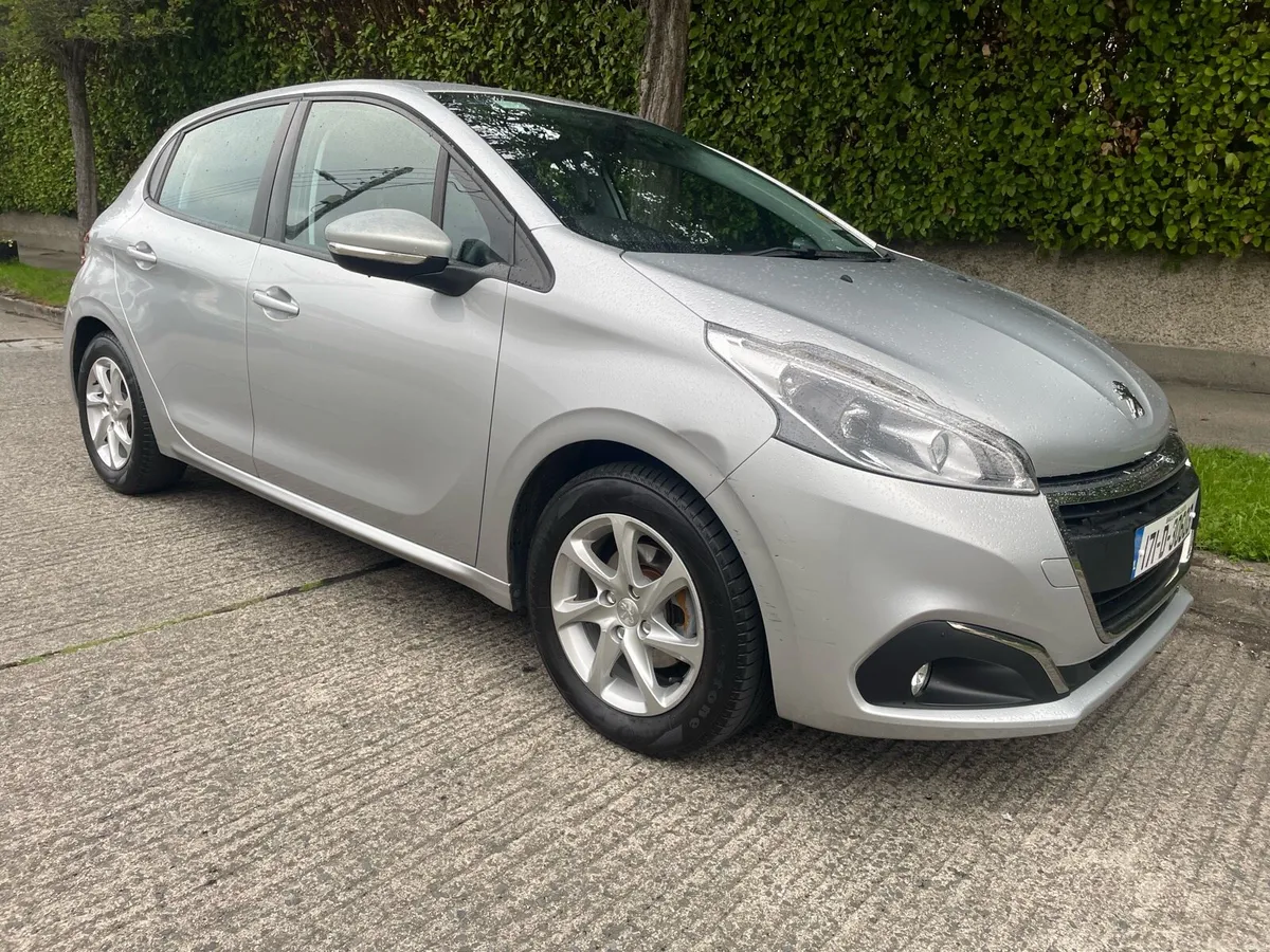 Peugeot 208 - Image 3