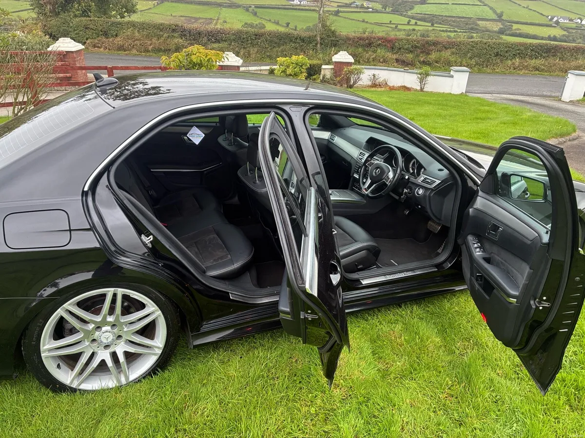 Mercedes Benz E250 - Image 4