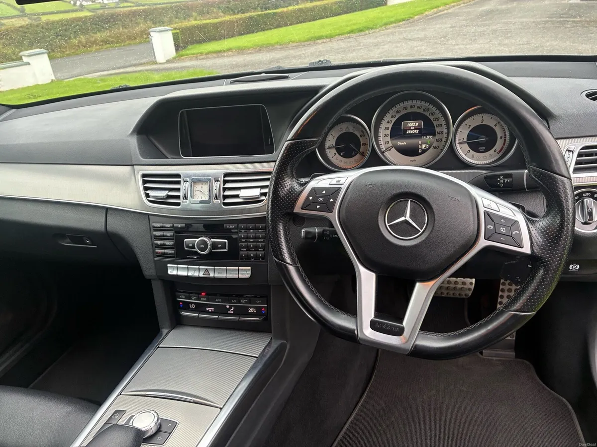 Mercedes Benz E250 - Image 6