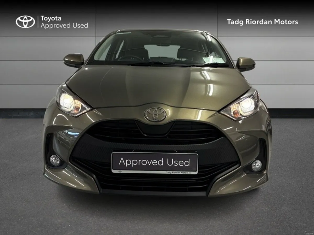 Toyota Yaris HYBRID 1.5 LUNA - Image 5