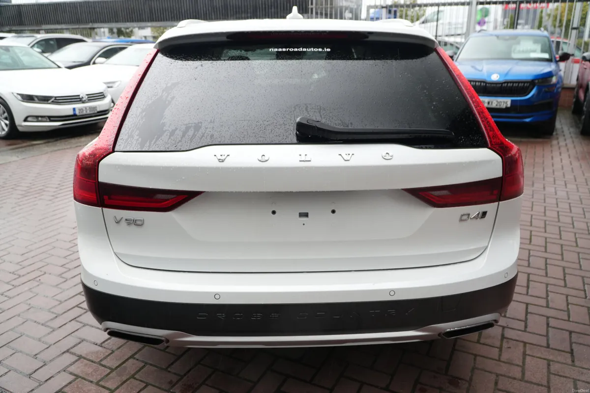 2019 VOLVO V90 CROSS COUNTRY AWD D4 - Image 5
