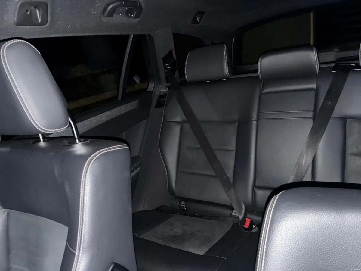Mercedes EClass - Image 4