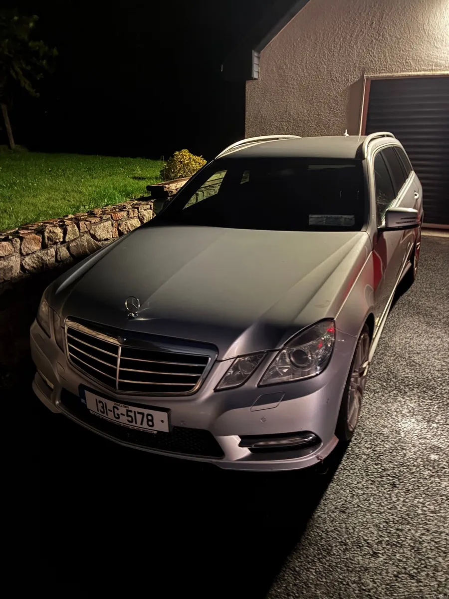 Mercedes EClass - Image 1