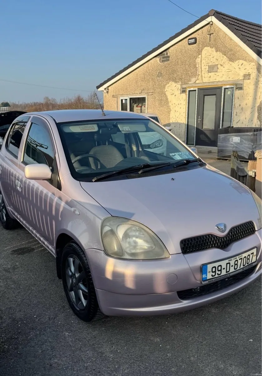Toyota Yaris - Image 5