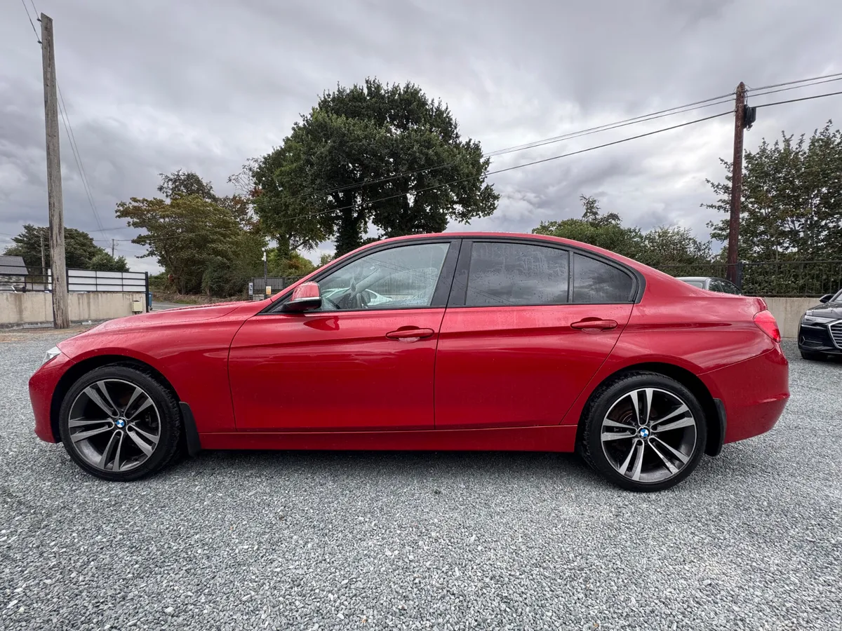2012 BMW 3-SERIES 320D SPORT MANUAL - Image 4