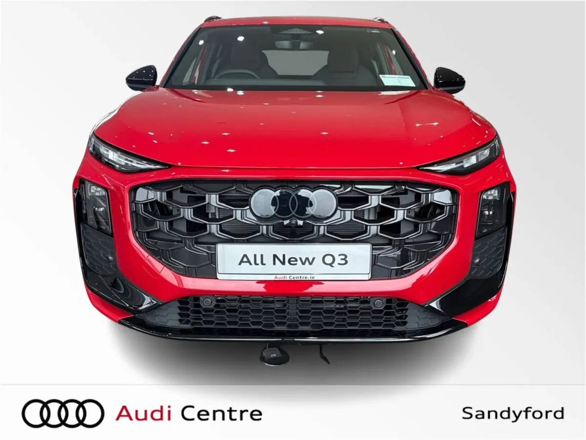 Audi Q3 E-HYBRID 270HP S-T S LINE - Image 5