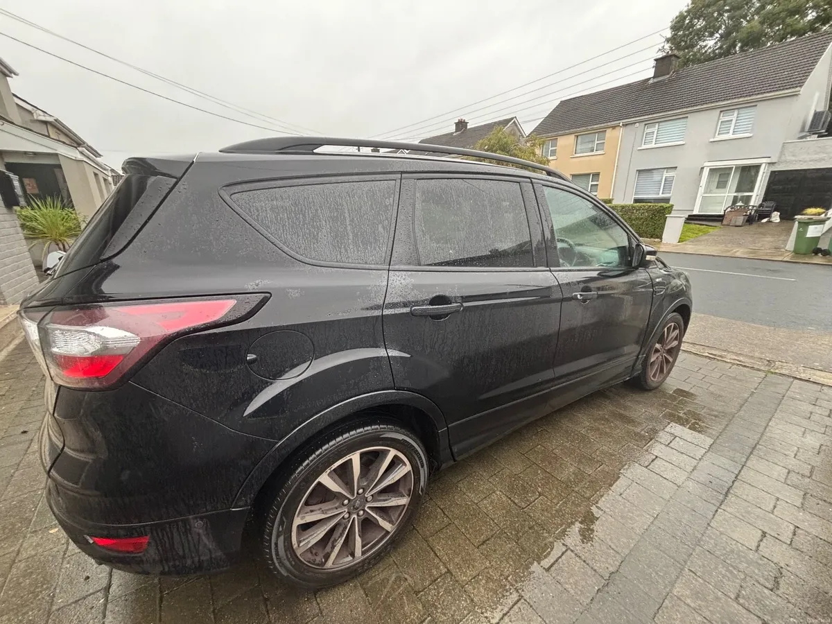 Ford Kuga 2017 - Image 2