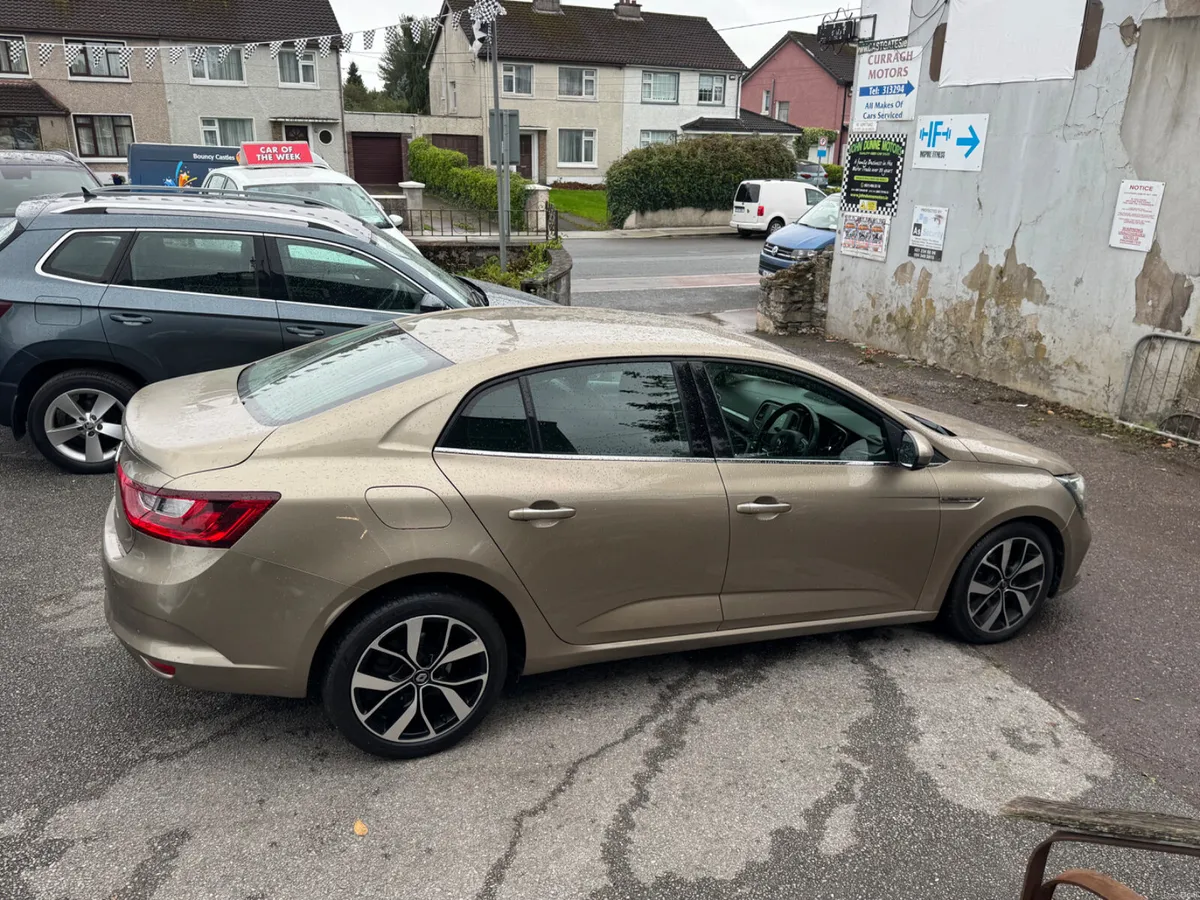 Renault Megane high spec low mileage - Image 6