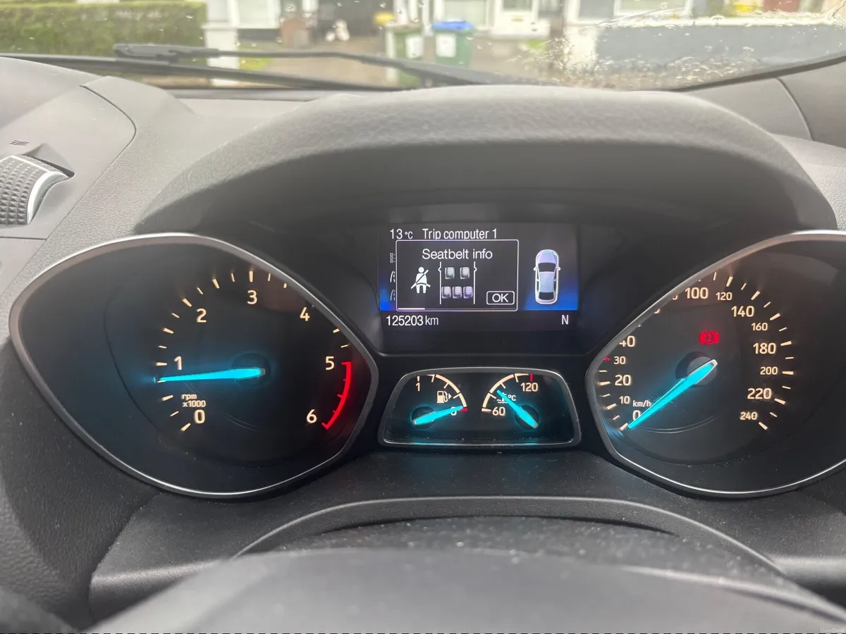 Ford Kuga 2017 - Image 6