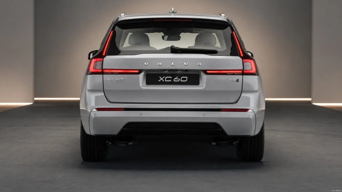 Volvo XC60 200 KM OF ELECTRIC RANGE  THE NEW VOLVO - Image 6