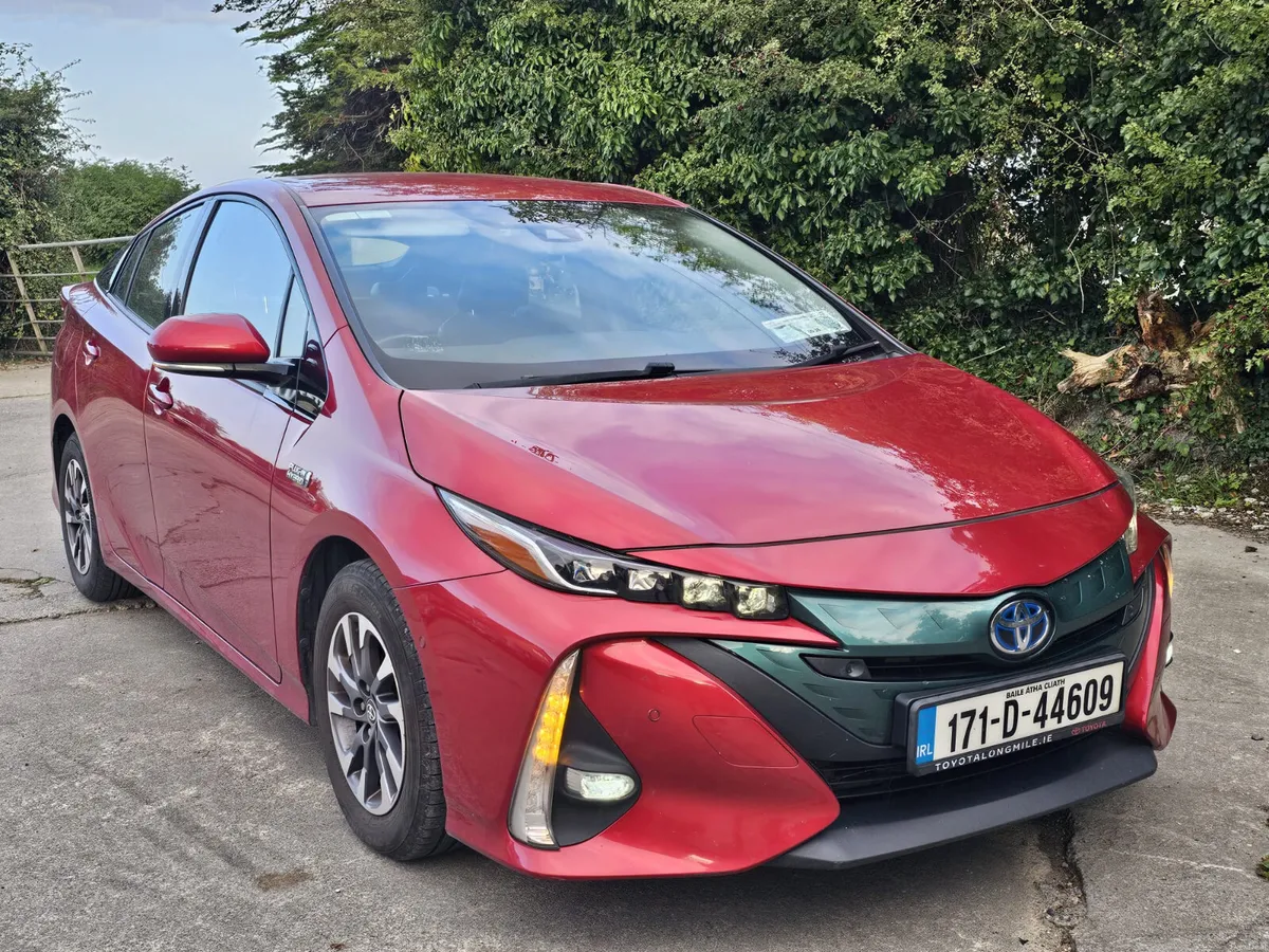 2017 TOYOTA PRIUS HYBRID AUTO TOP SPEC €13,650 - Image 1