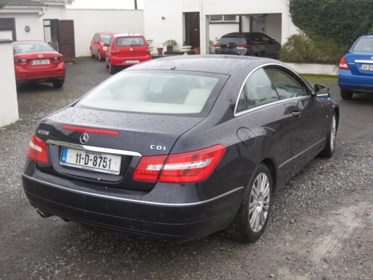 Mercedes-Benz E-Class cdi 2011 coupe - Image 2