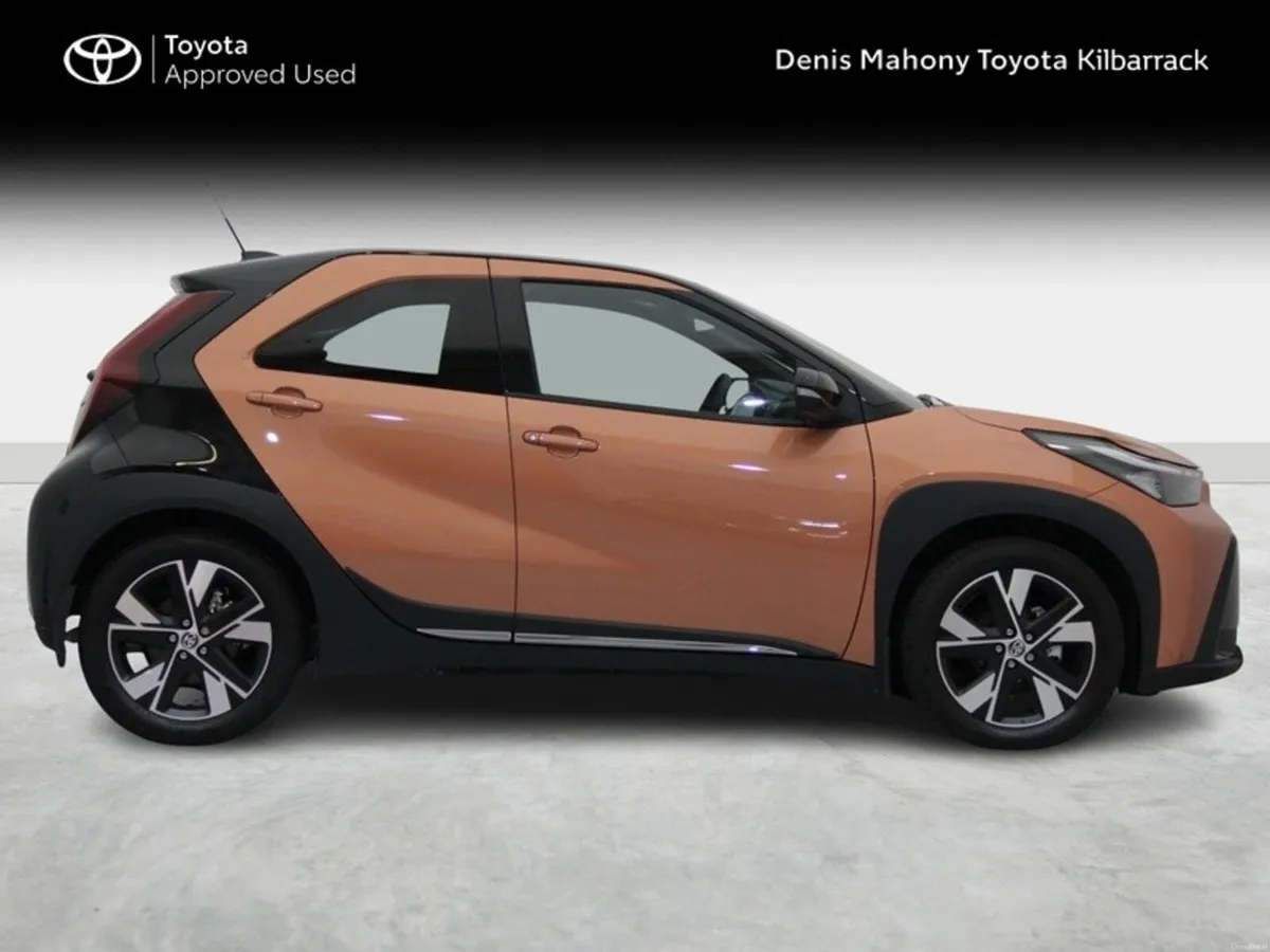Toyota Aygo X Design HEV - Image 3