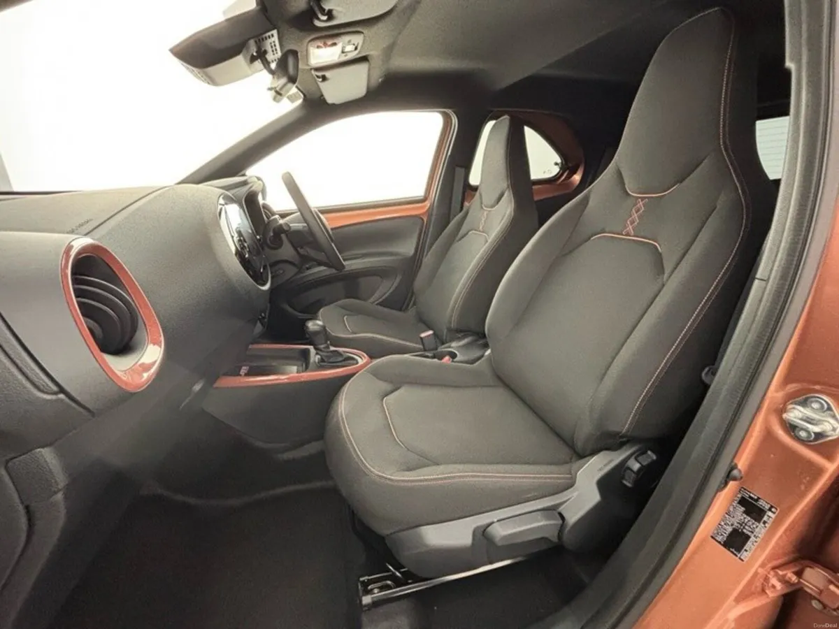 Toyota Aygo X Design HEV - Image 6
