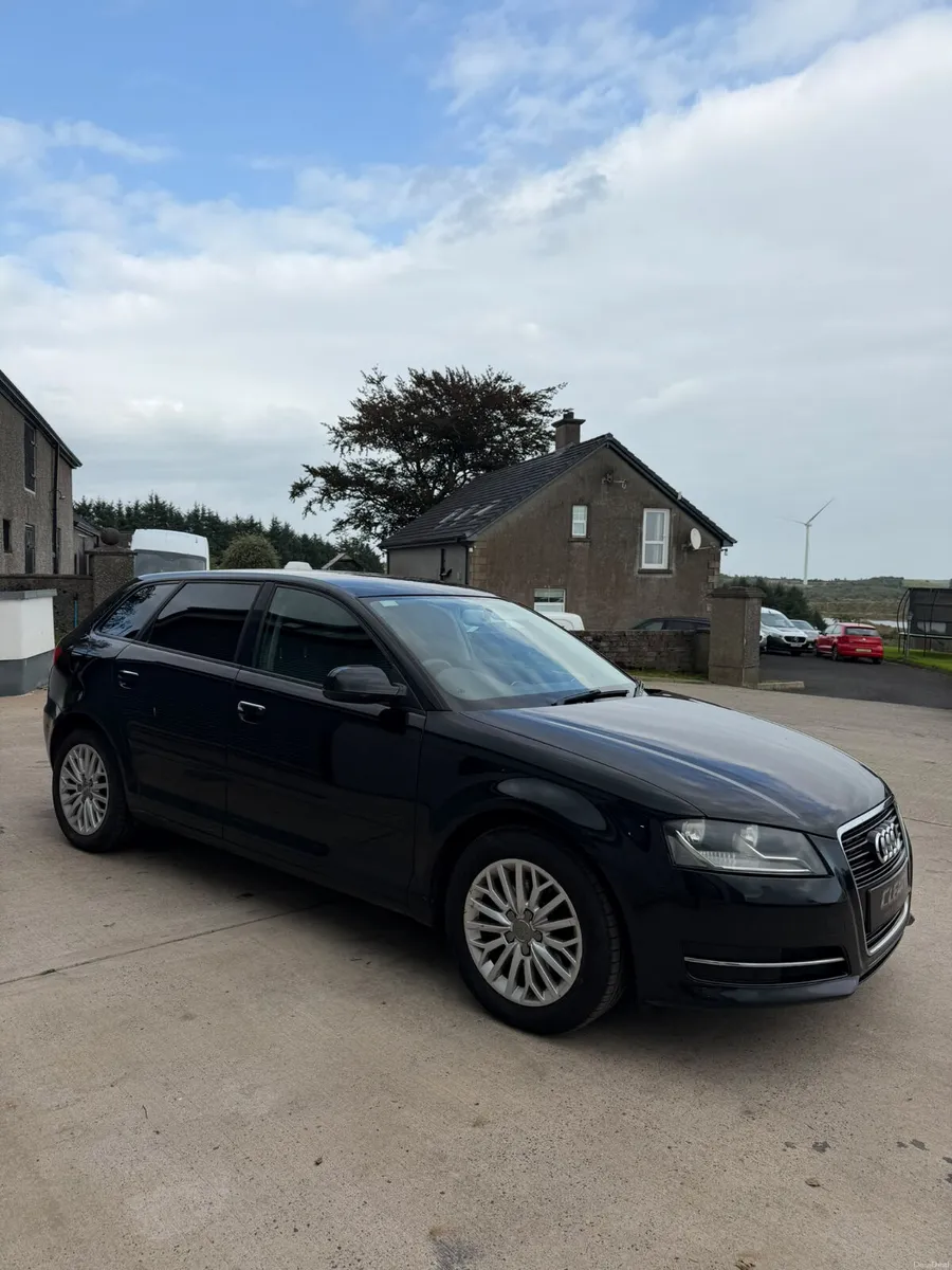 Audi A3 2011 - Image 2